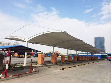 充電樁車棚